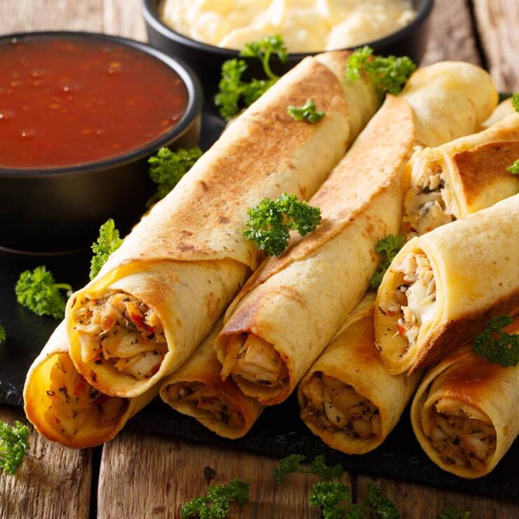TAQUITOS DE FRANGO