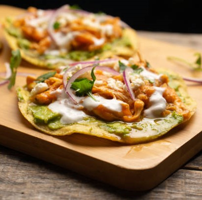 TOSTADAS DE FRANGO